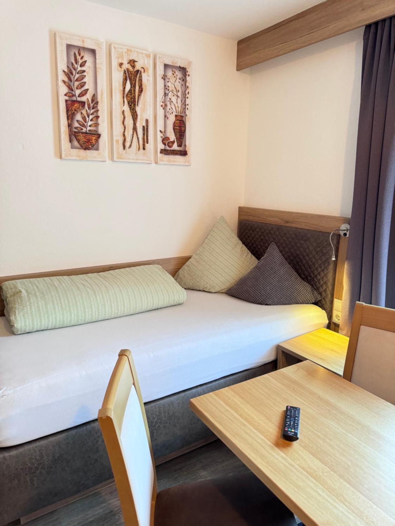 Haus Felsneck Bed & Breakfast Sölden Dış mekan fotoğraf