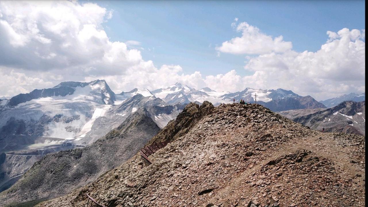 Haus Felsneck Bed & Breakfast Sölden Dış mekan fotoğraf